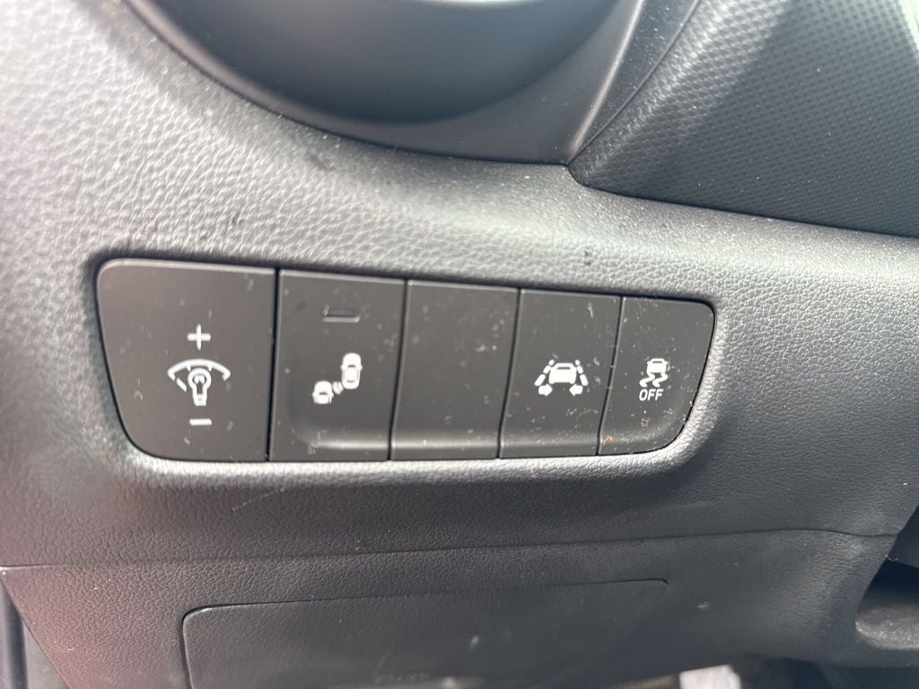 2021 Hyundai Kona SEL