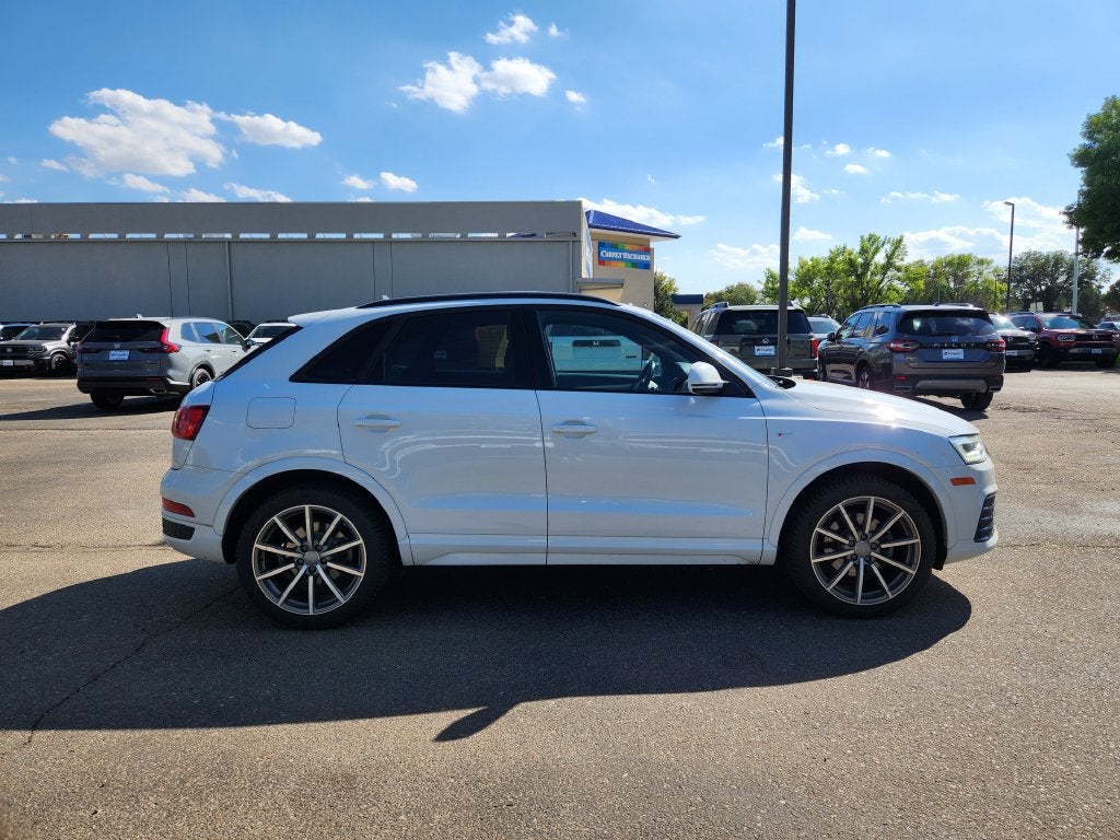 2017 Audi Q3 2.0T Prestige quattro