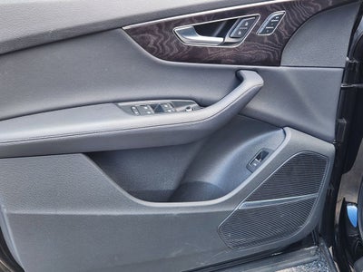 2023 Audi Q7 45 Premium Plus quattro