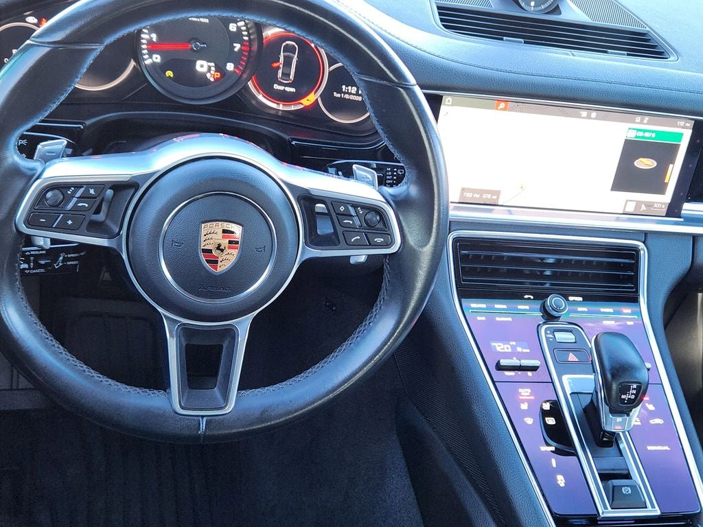 2018 Porsche Panamera 4