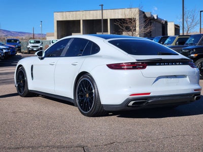 2018 Porsche Panamera 4