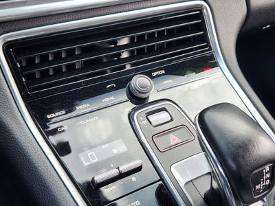 2018 Porsche Panamera 4