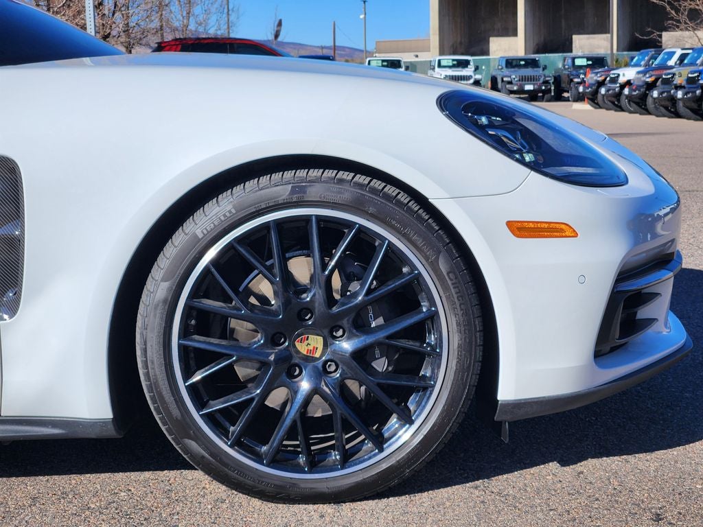 2018 Porsche Panamera 4