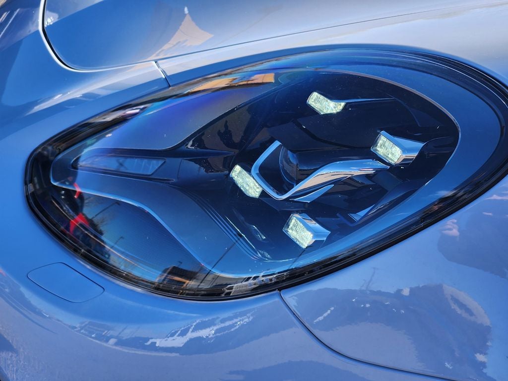 2018 Porsche Panamera 4