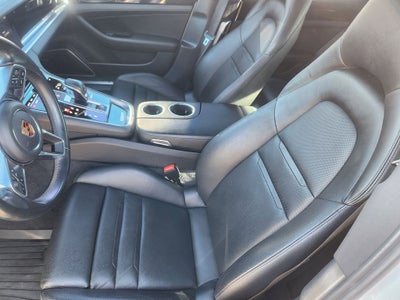 2018 Porsche Panamera 4
