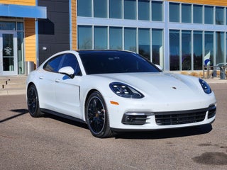 2018 Porsche Panamera 4